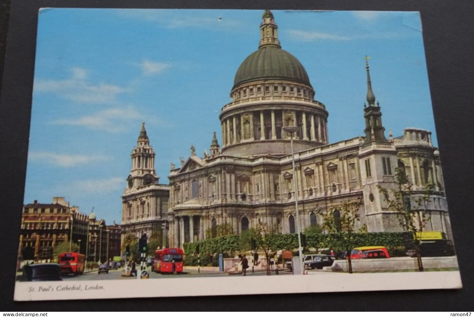 St. Paul's Cathedral, London - Published By I.V.P., London - # 104-C - St. Paul's Cathedral