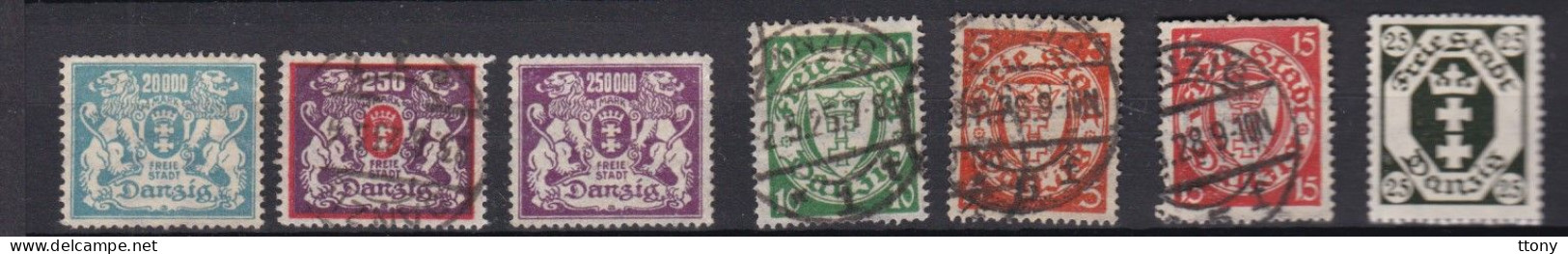 28 Timbres  Dont 2 Flugpost  Ect  Danzig  Dantzig  Oblitérés Et Neufs *  Gomme Altérée - Autres & Non Classés