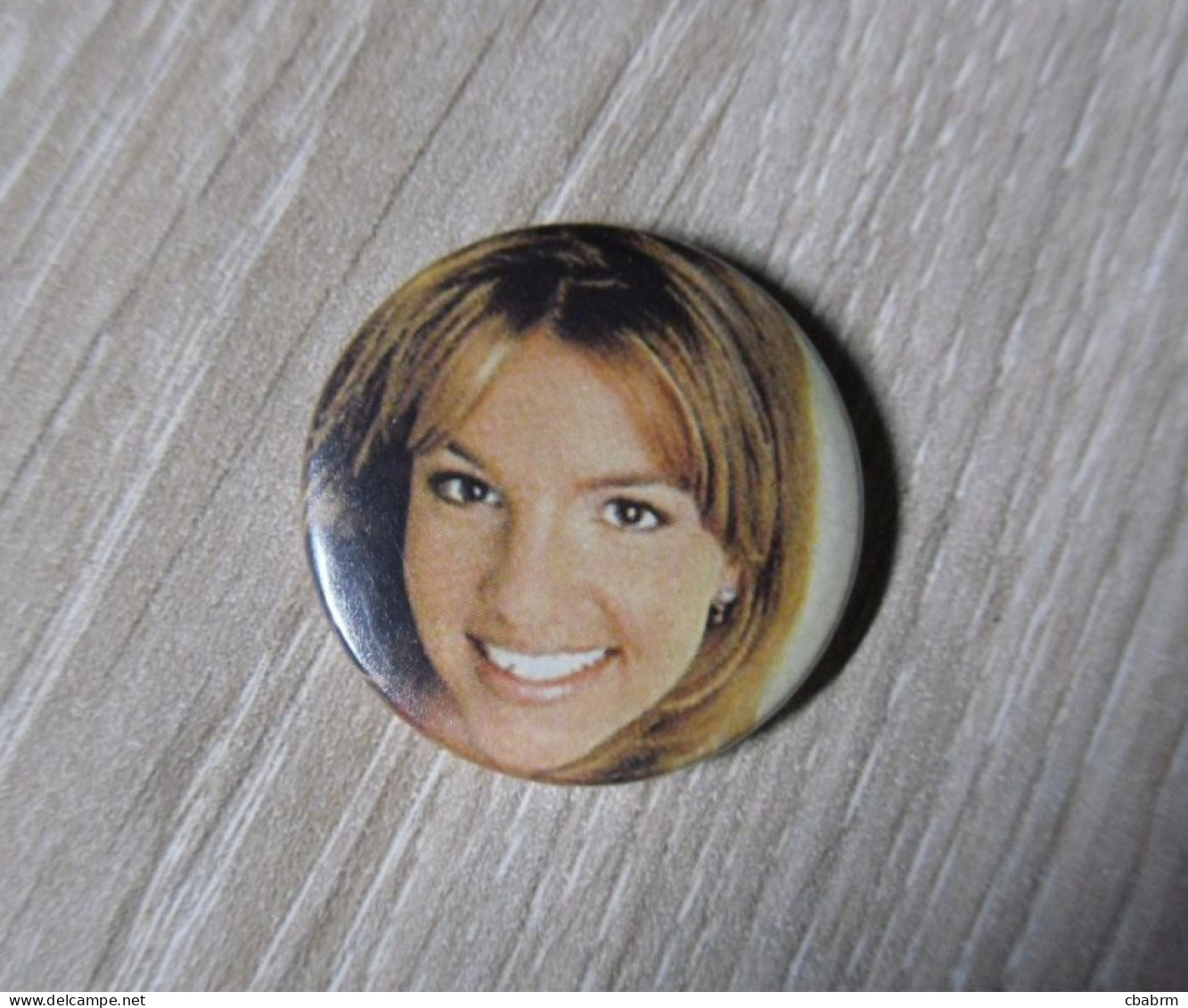 BRITNEY SPEARS LOT DE 3 BADGES - Objets Dérivés