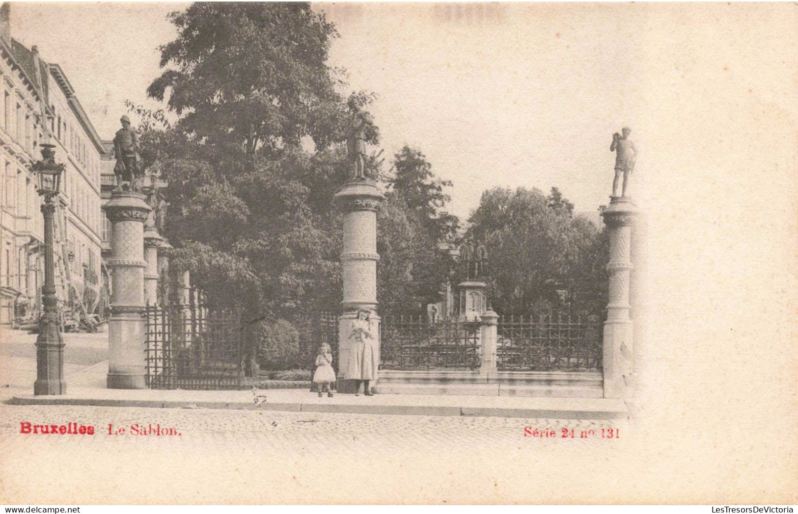 BELGIQUE - Bruxelles - Le Sablon - Une Mère Et Sa Fille Au Portail D'un Parc - Carte Postale Ancienne - Oostende