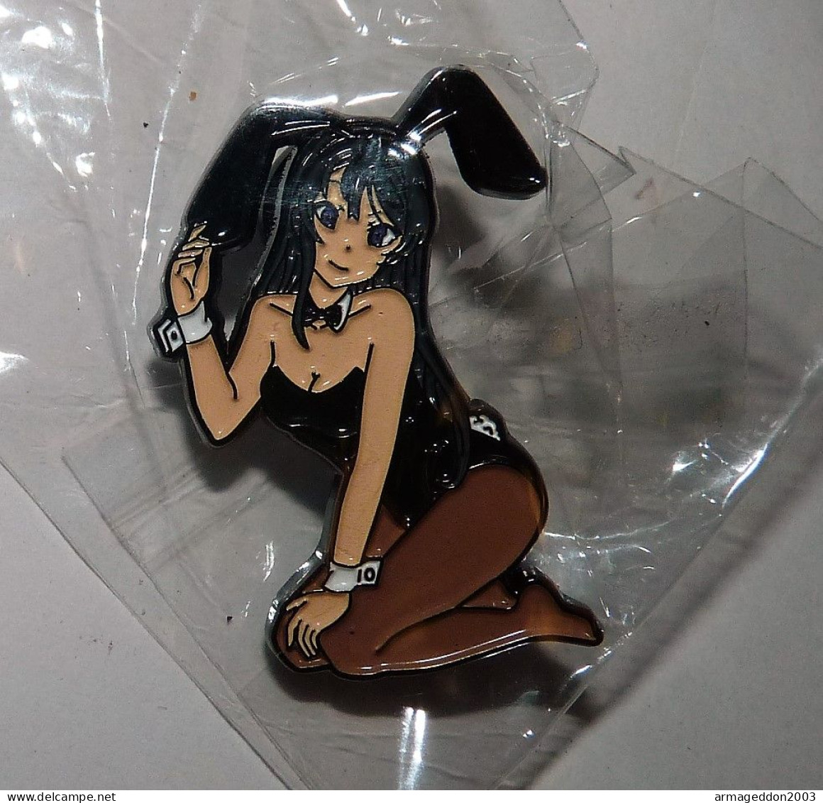 Pin's Pin Epingle FEMME SEXY Bunny Girl Senpai NEUVE 4 X 2 Cm Environ - Pin-ups