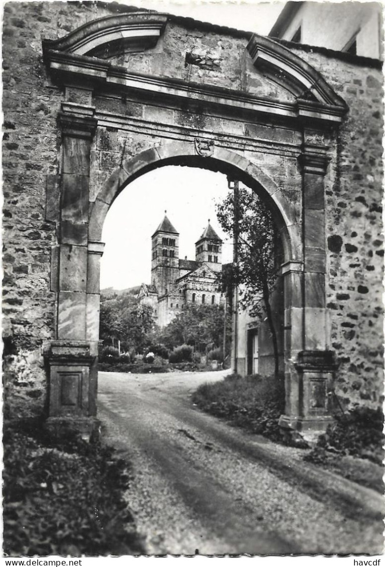 CPSM - Format 10,5 X 15 Cm - ABBAYE DE MURBACH - Monument Historique - Murbach