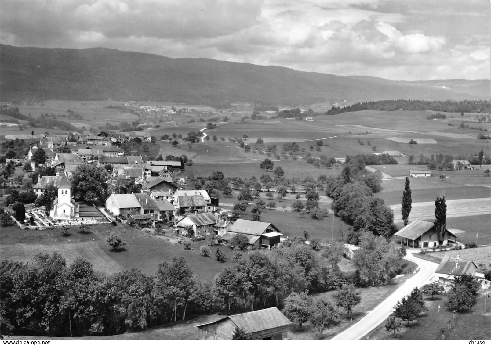 Burtigny  Fliegeraufnahme - Burtigny