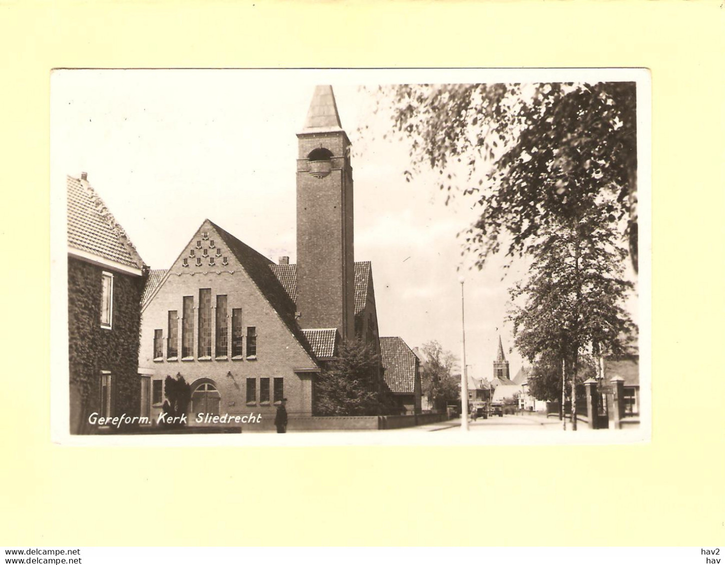 Sliedrecht Straat Met Gereformeerde Kerk Links 1948 RY42333 - Sliedrecht