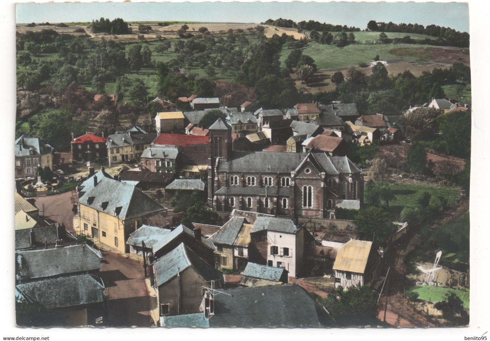 CPSM De CHAUMONT-PORCIEN - Le Centre. - Otros & Sin Clasificación