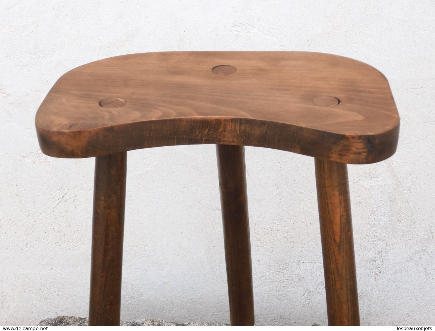 -ANCIEN TABOURET BANC TRIPODE BOIS BANC DE BERGER DE TRAITE ou AUTRE déco XXe   E