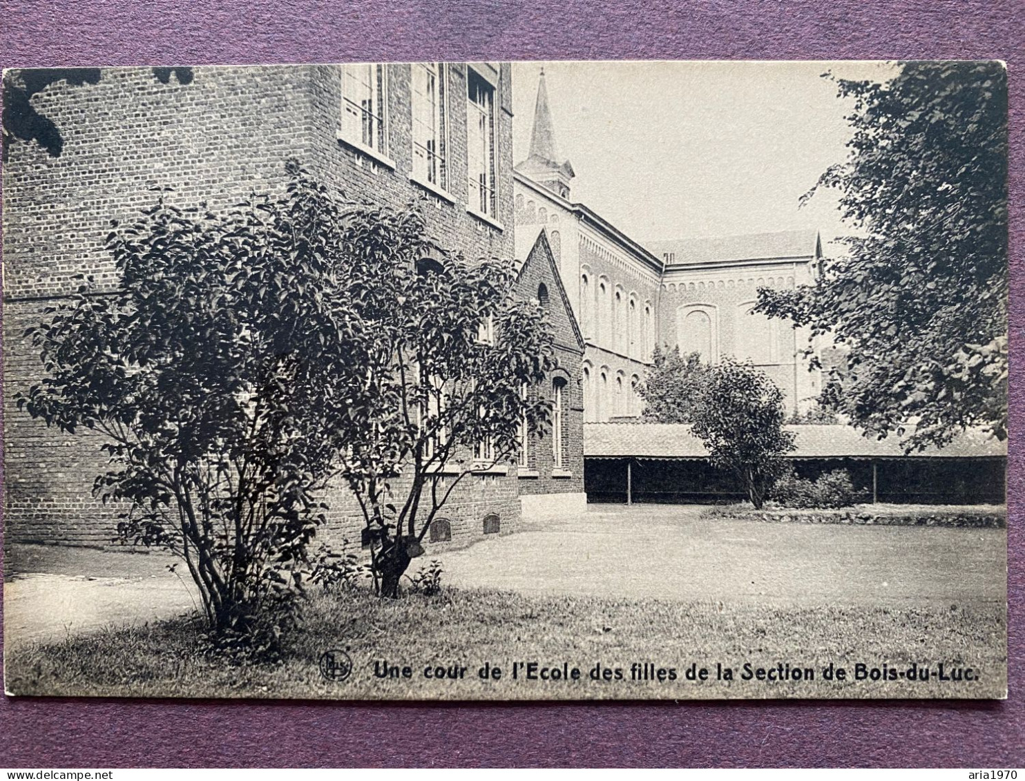 Houdeng-Aimeries Charbonnages Du Bois-du-Luc   Une Cour De L'Ecole Des Filles - La Louvière