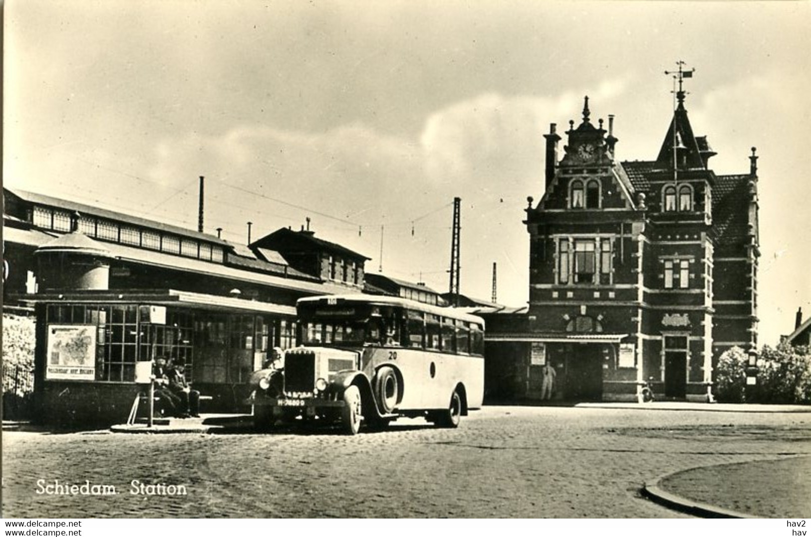 Schiedam Station Autobus AM4695 - Schiedam
