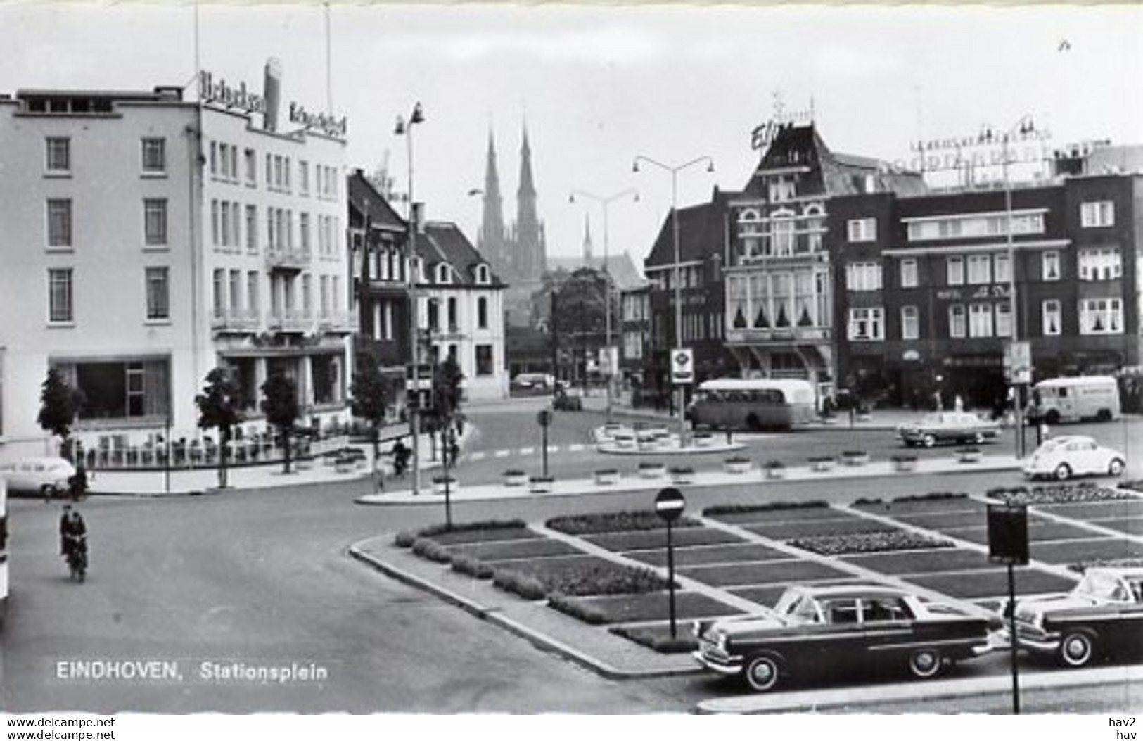 Eindhoven Stationsplein Auto AM2317 - Eindhoven