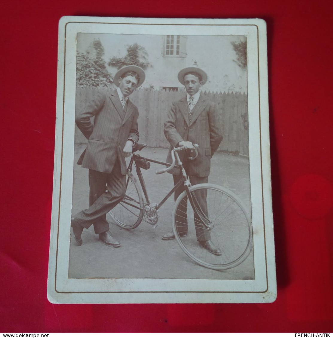 PHOTO AGDE 1911 CYCLISTES - Wielrennen