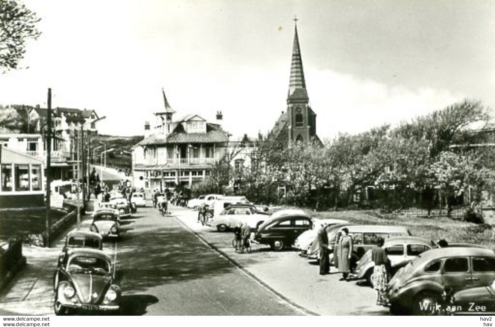 Wijk Aan Zee Auto Kerk AM795 - Wijk Aan Zee