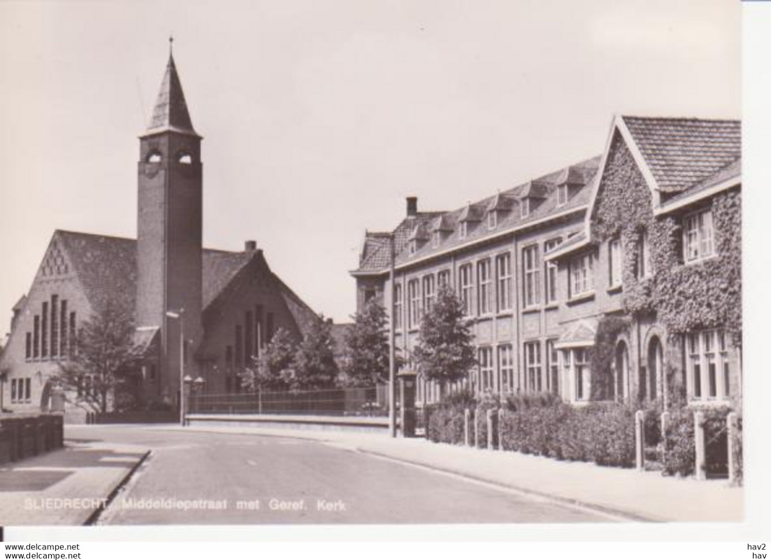 Sliedrecht Middeldiepstraat, Gereformeerde Kerk  RY 9189 - Sliedrecht