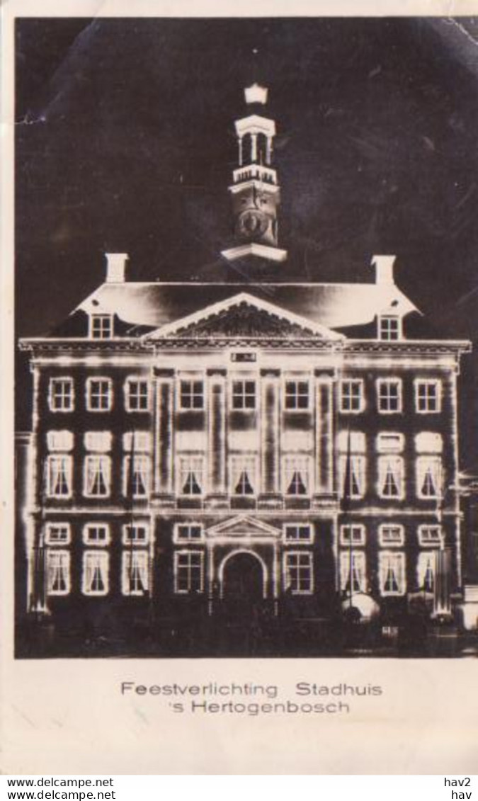 Den Bosch Stadhuis In Feestverlichting  RY 5056 - 's-Hertogenbosch