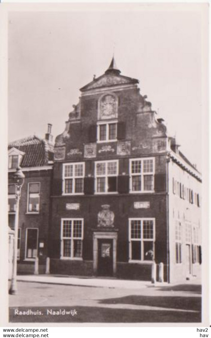 Naaldwijk Raadhuis RY 8092 - Naaldwijk