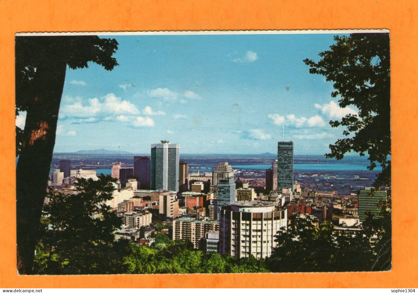 MONTREAL - Du Mont-Royal , Vue Panoramique - 1977 - - Montreal
