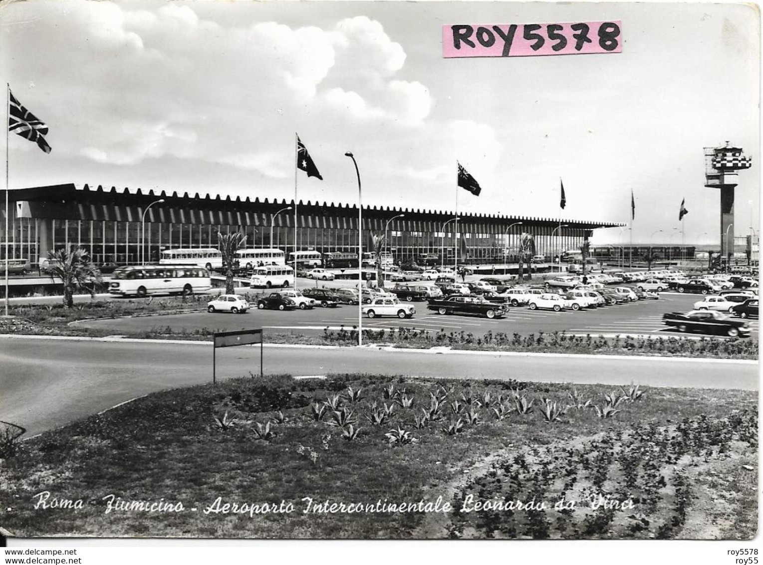 Lazio Roma Fiumicino Aeroporto Intercontinentale Veduta Esterno Auto D'epoca Zona Sosta Pulman Auto D'epoca Anni 60 - Aérodromes