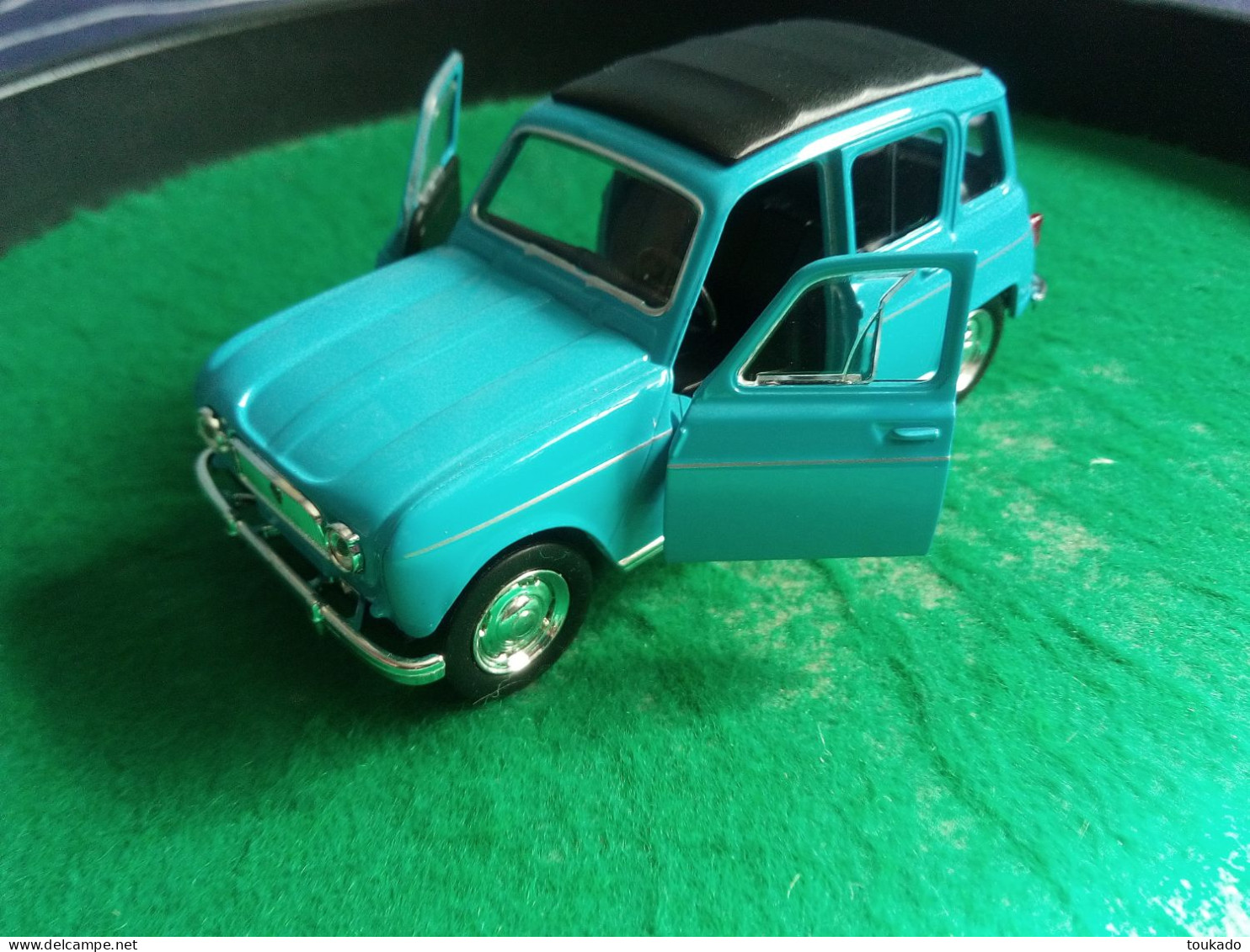 Voiture Miniature Collection Welly ,1/39 - 1/43, Métal, Renault 4l Décapotable Bleue, 11 Cm Emballée - Altri & Non Classificati