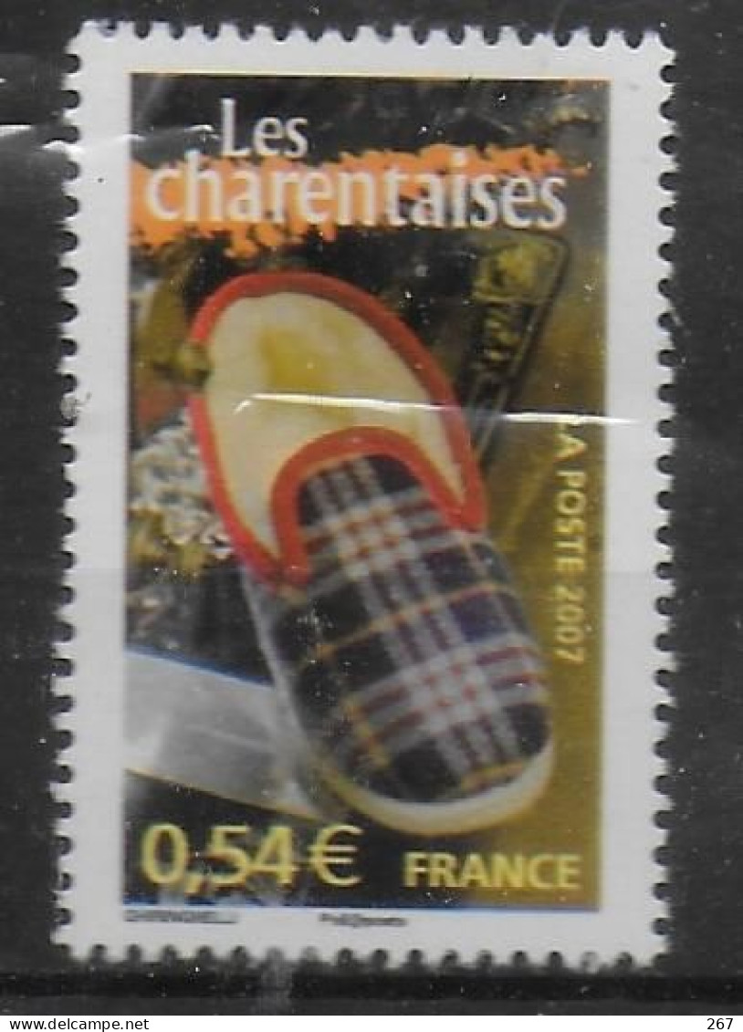 FRANCE    N°  4102 * * Les Charentaises - Usines & Industries