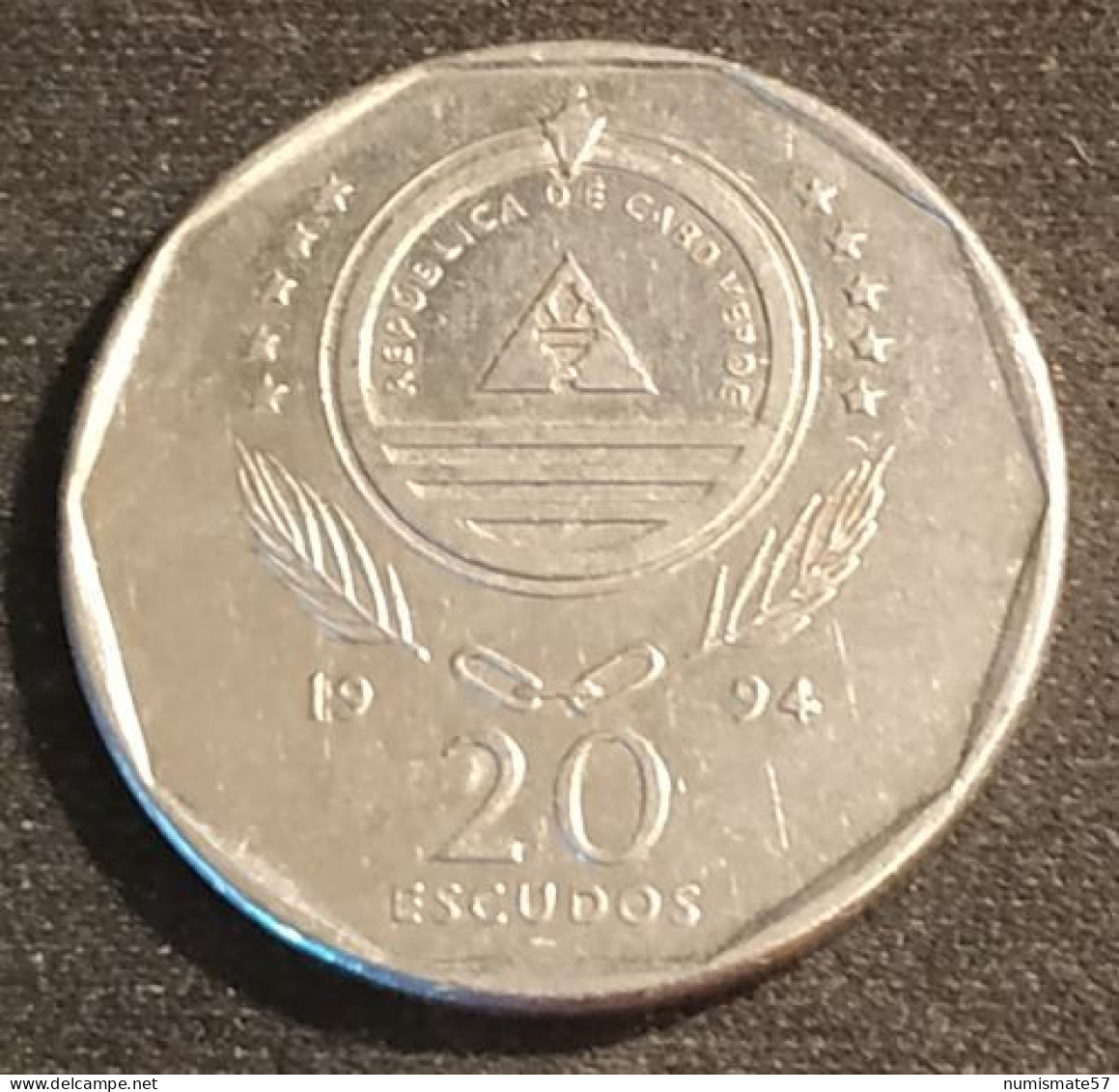 CAP VERT - CABO VERDE - 20 ESCUDOS 1994 - Fleurs Carqueja - KM 33 - Cape Verde