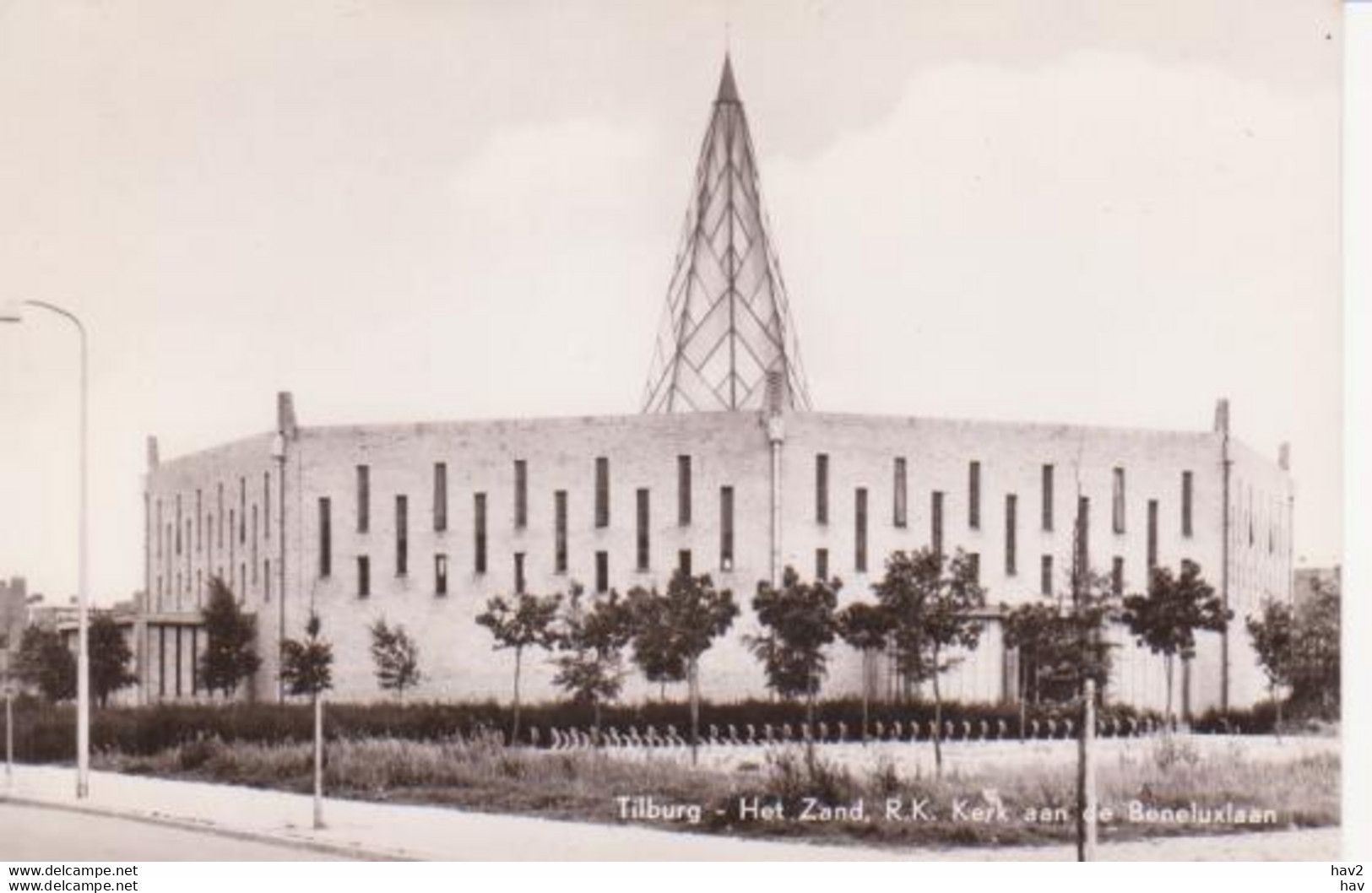 Tilburg Het Zand RK Kerk Beneluxlaan RY10905 - Tilburg