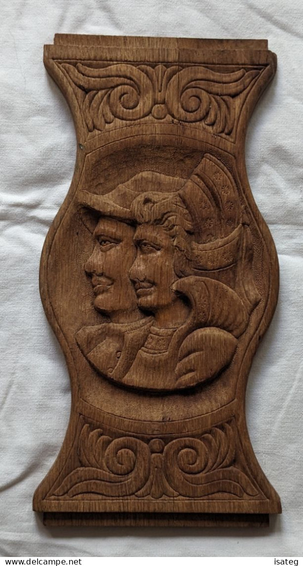 Elément De Boiserie Sculpté - Couple Bretons - Wood