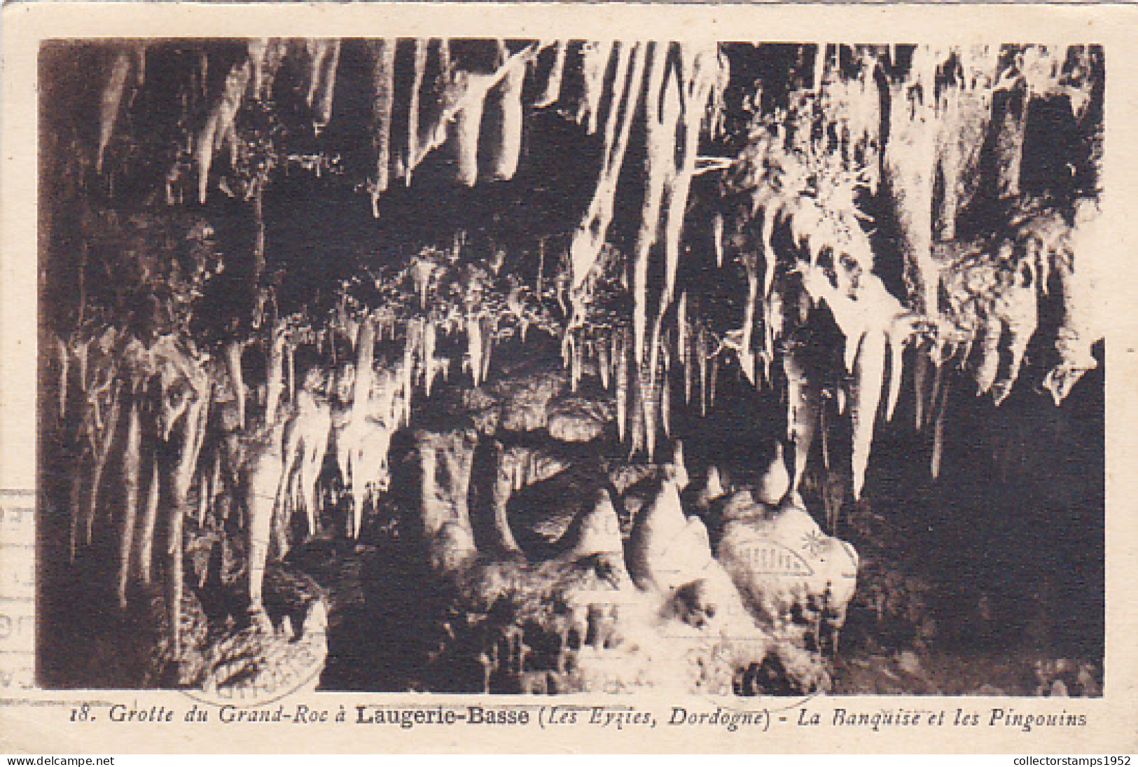 LES EYZIES GRAND ROC CAVE INTERIOR - Les Eyzies