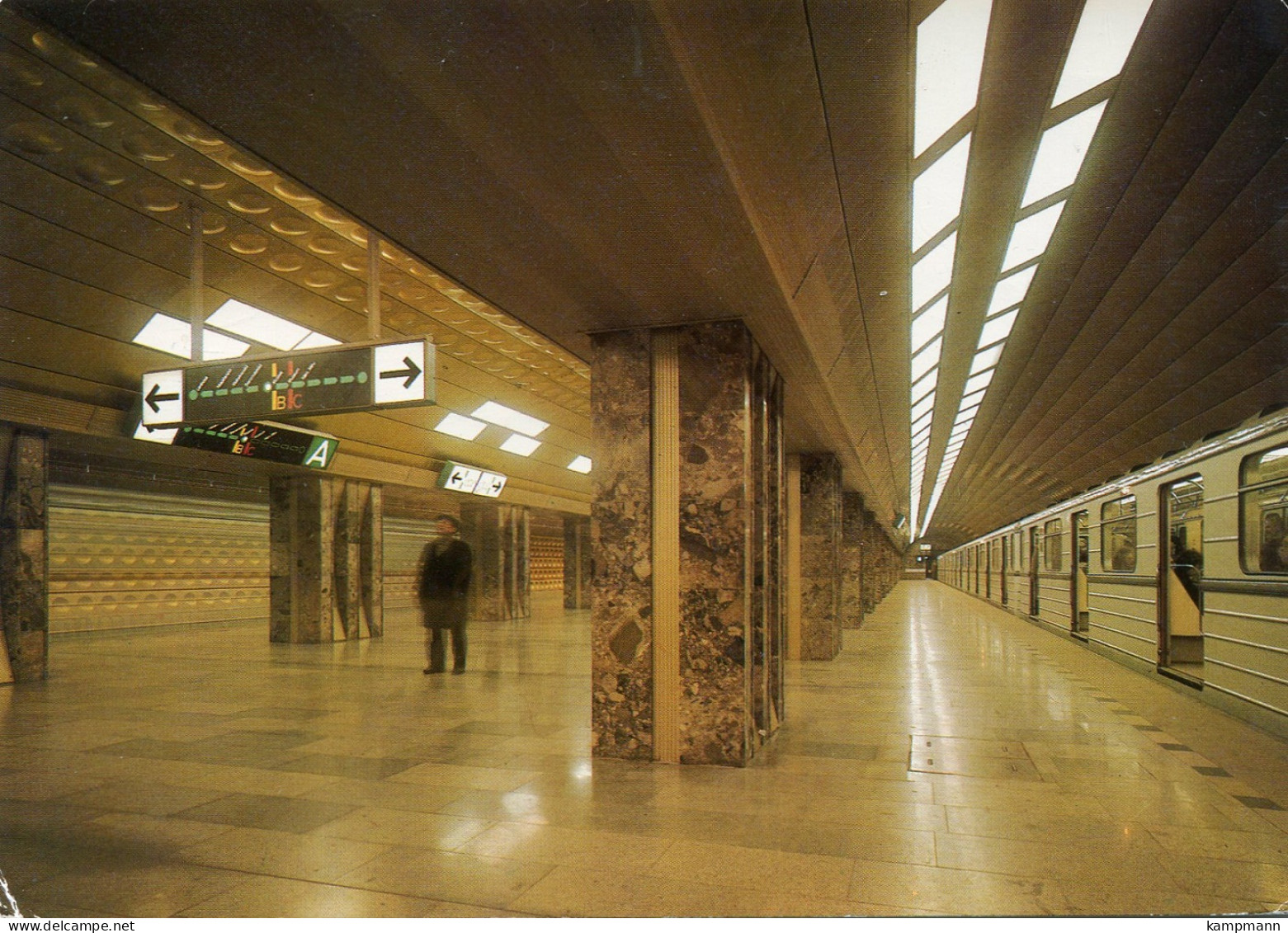 Metro Station Prag,1983  Gelaufen - Métro