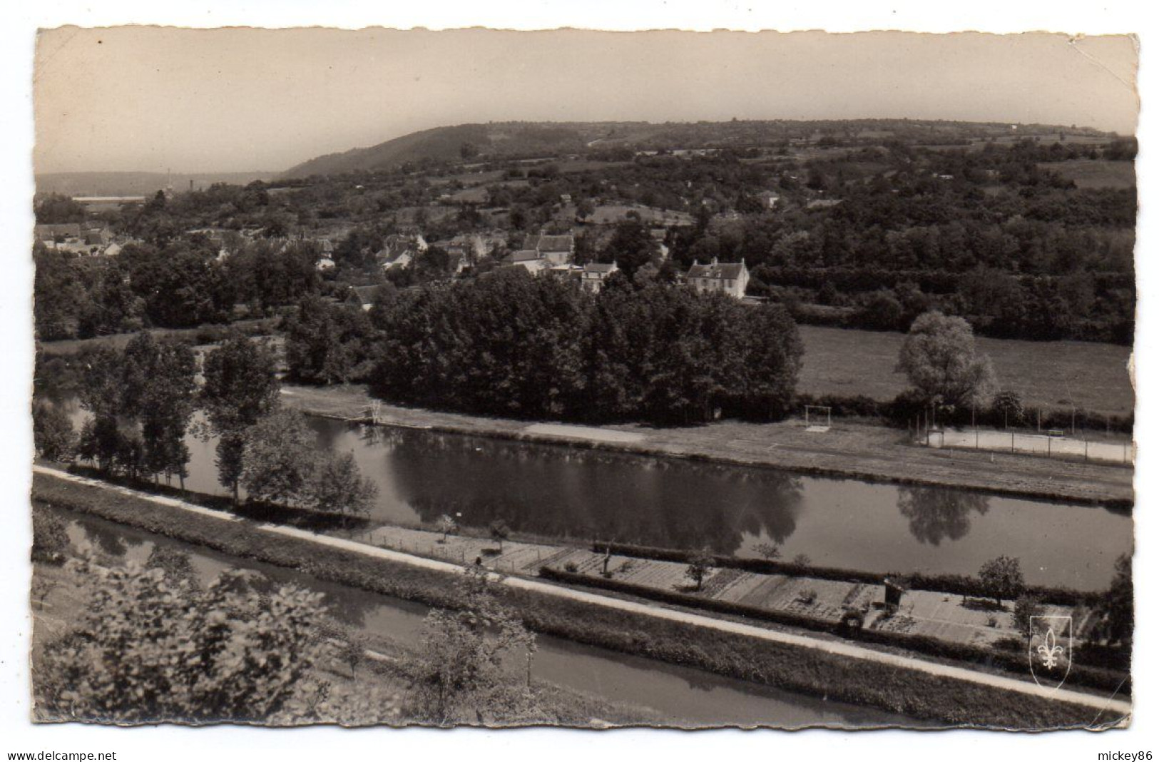 CLAMECY -- 1956-- L'Yonne Vers La Plage ..............timbre..........cachet - Clamecy