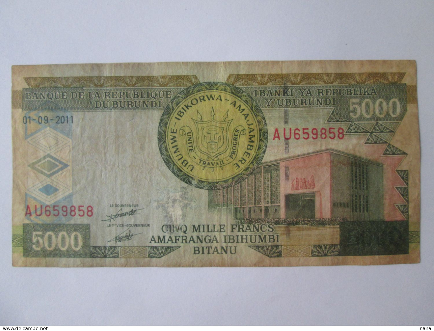 Burundi 5000 Francs 2011 Banknote Rare Year,see Pictures - Burundi