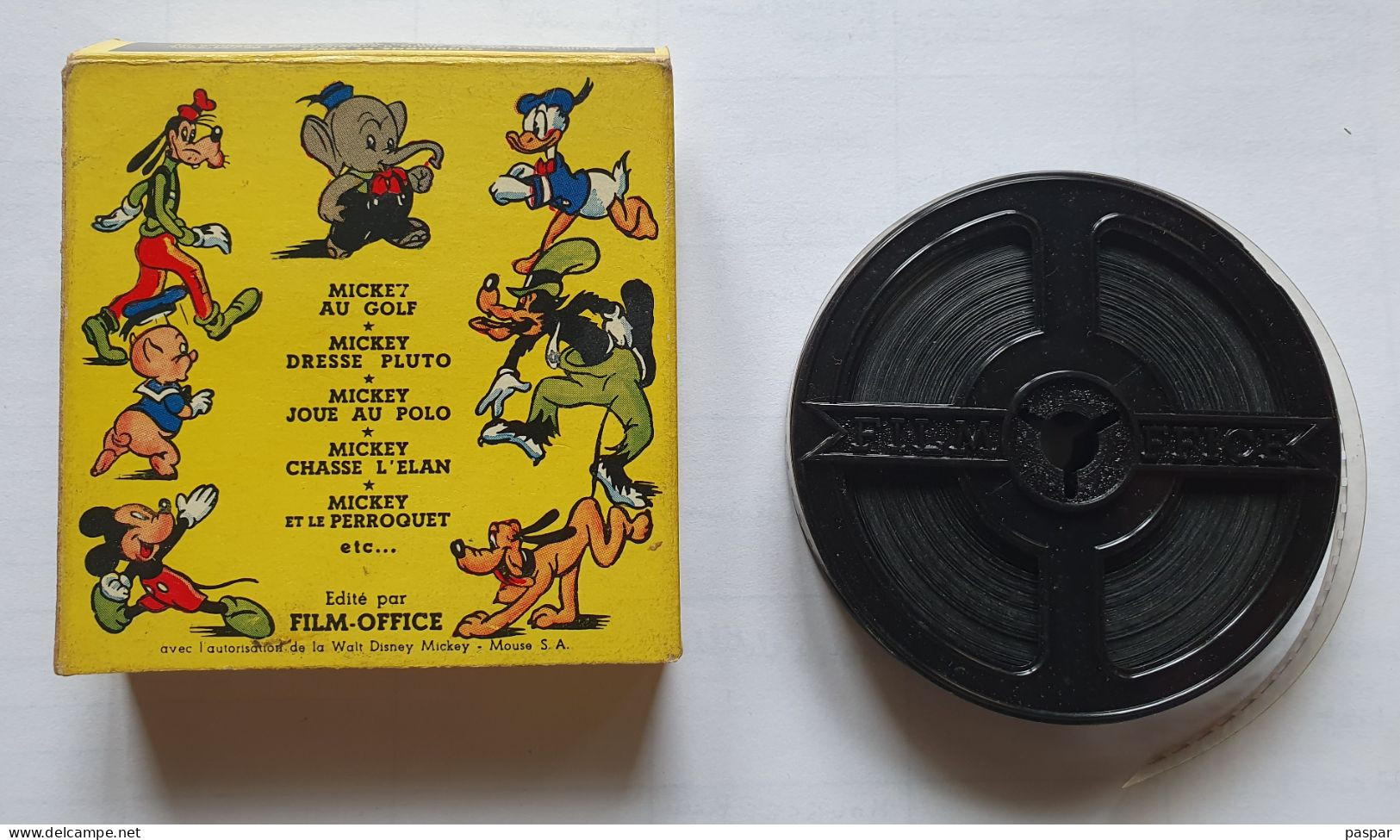 Bobine Film Super 8 Mm Walt Disney Film Office "Mickey Chasse L'élan" S8 Super8 Huit, Dessins Animés - Bobinas De Cine: 35mm - 16mm - 9,5+8+S8mm