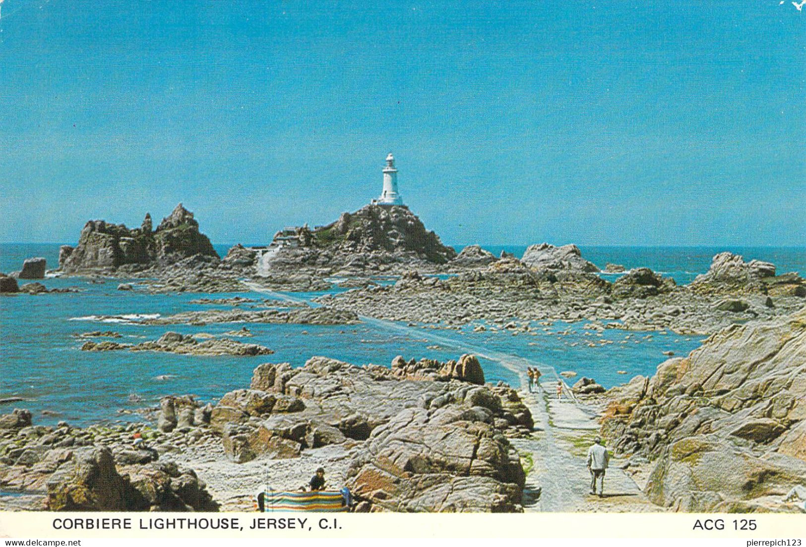 Jersey - Pointe De La Corbière - Au Fond, Le Phare - La Corbiere