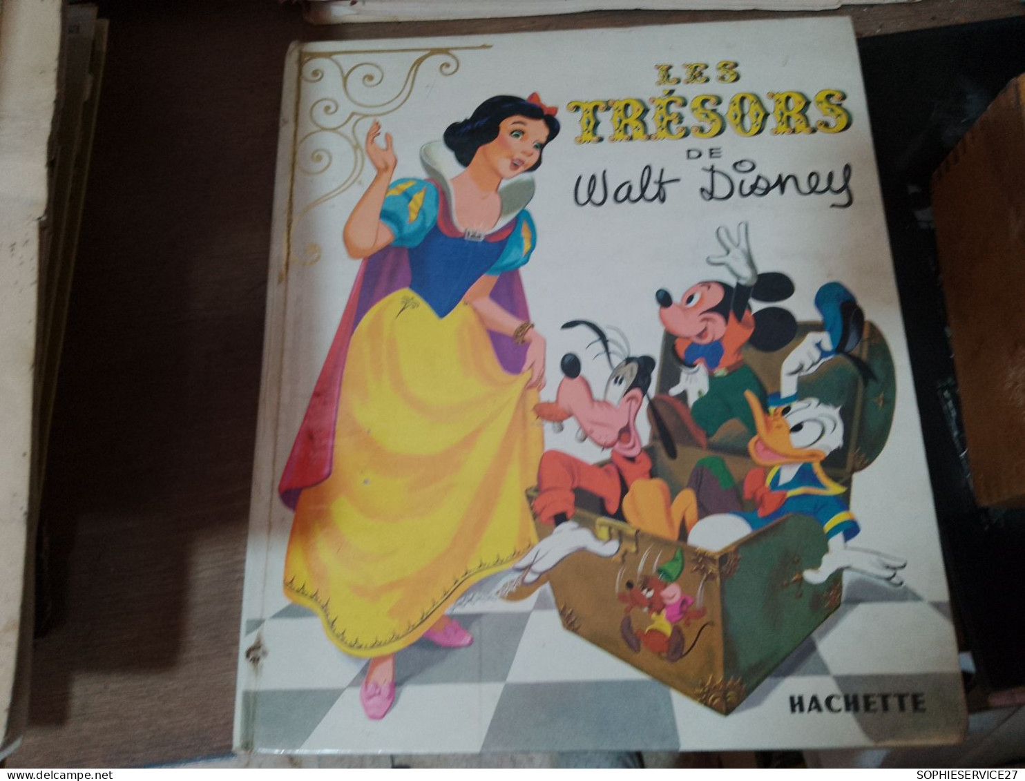 128 //  LES TRESORS DE WALT DISNEY 1962 - Hachette