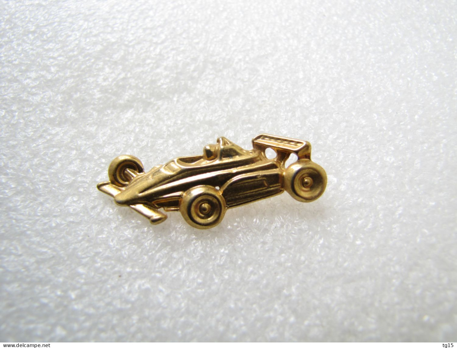 PIN'S    MONOPLACE   Doré - F1