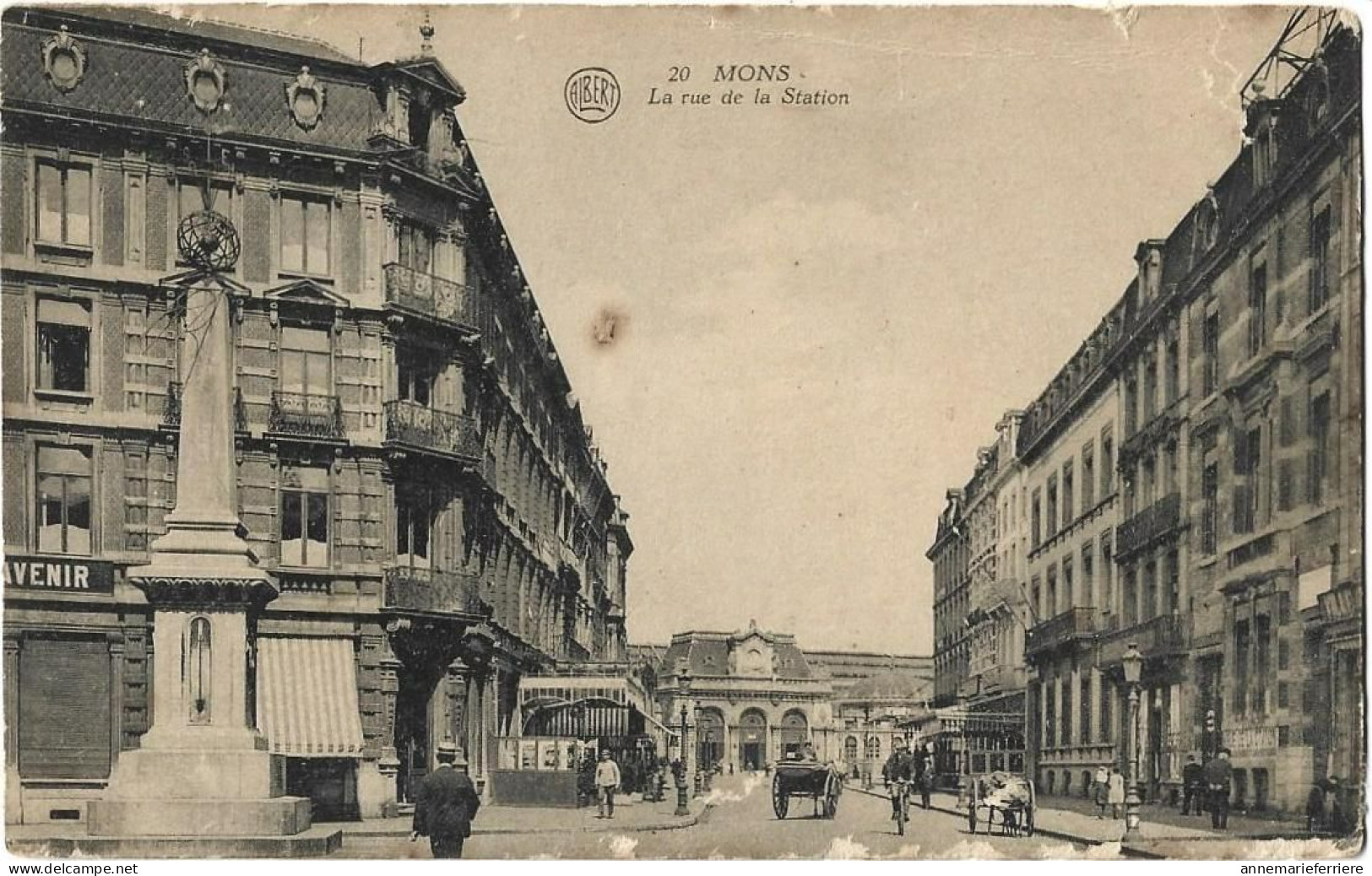 Mons  La Rue De La Station - Mons