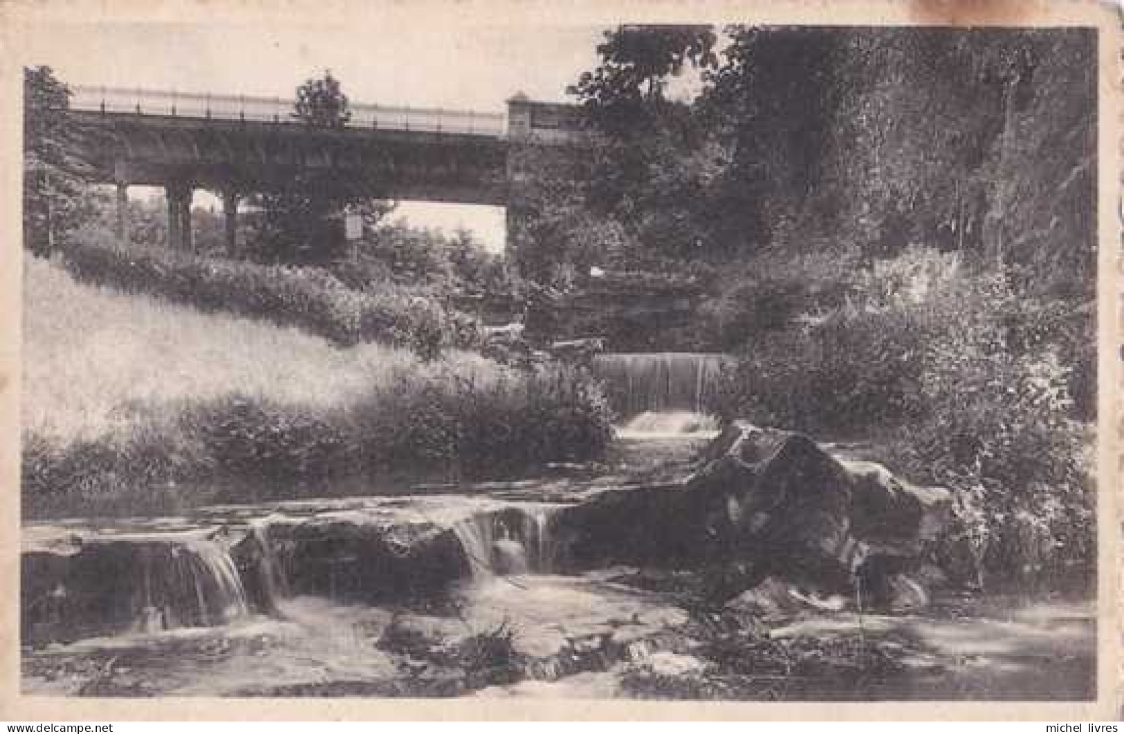 Woluwe-St-Pierre - Cascade Et Viaduc De L'Avenue De Tervueren - Pas Circulé - BE - Woluwe-St-Pierre - St-Pieters-Woluwe