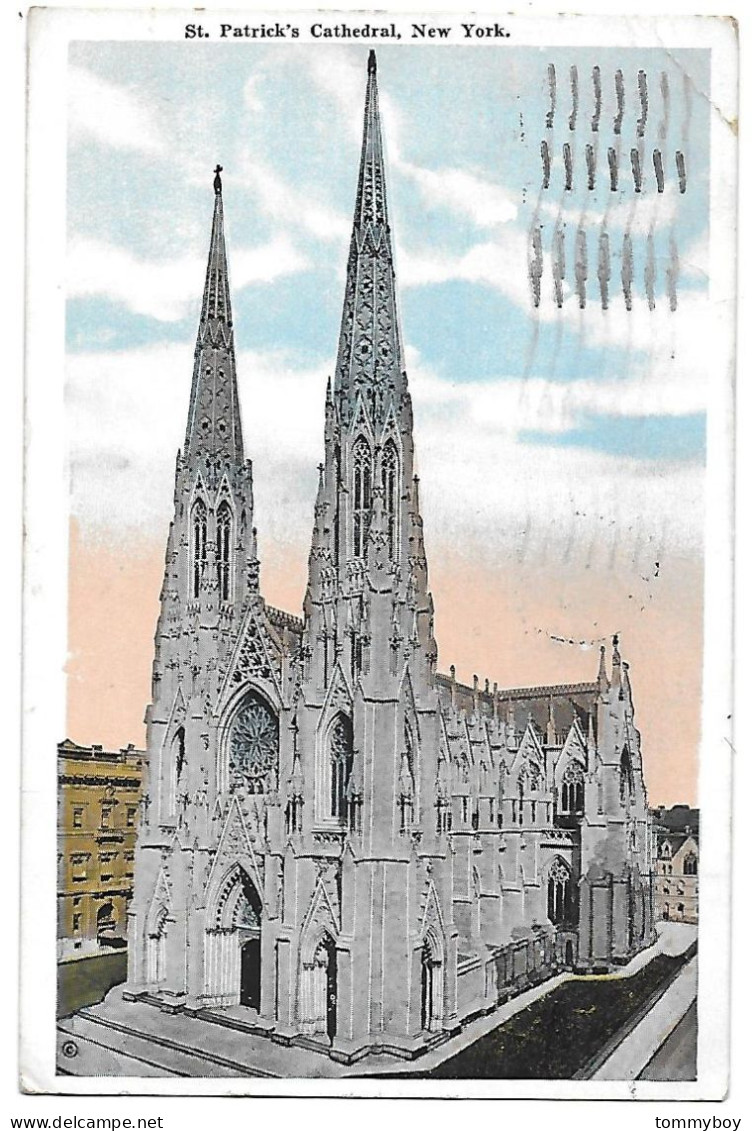 CPA St. Patrick's Cathedral, New York (pleat In Corner) - Kerken
