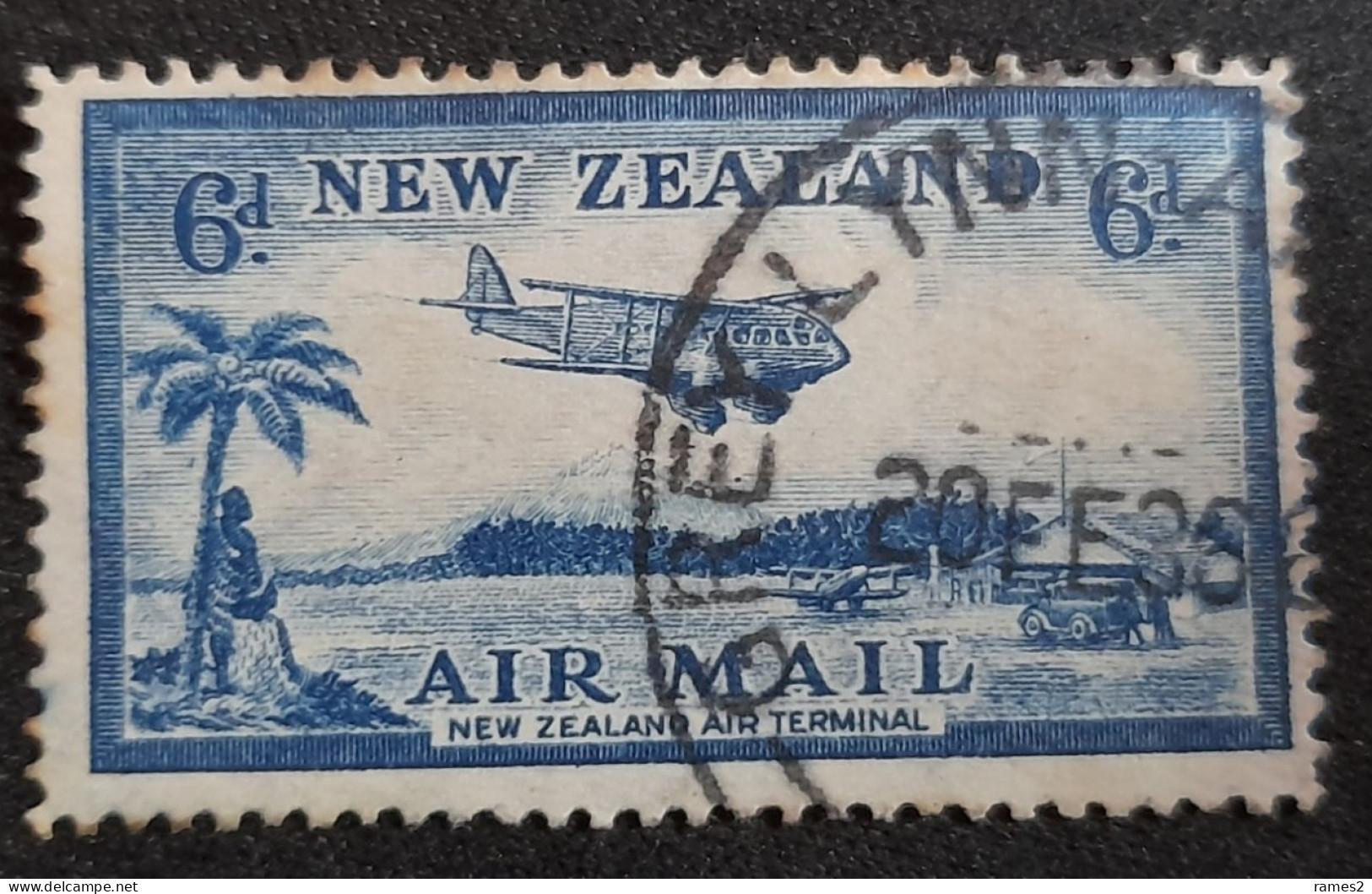 Nouvelle-Zélande > Poste Aérienne Oblitérés  N° 8 - Airmail