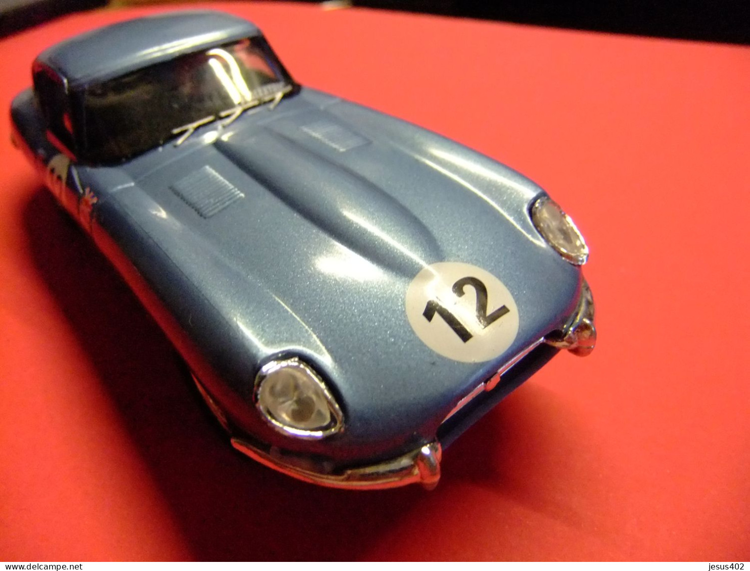 VOITURE SCALEXTRIC JAGUAR E ALTAYA REPRODUCTION DE LA VOITURE EXIN 1968 - Circuitos Automóviles