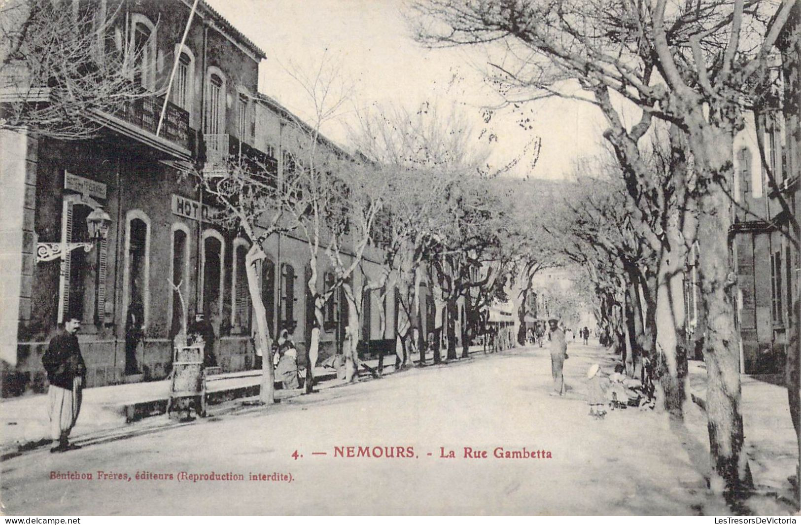 FRANCE - 77 - Nemours - La Rue Gambetta - Carte Postale Ancienne - Nemours