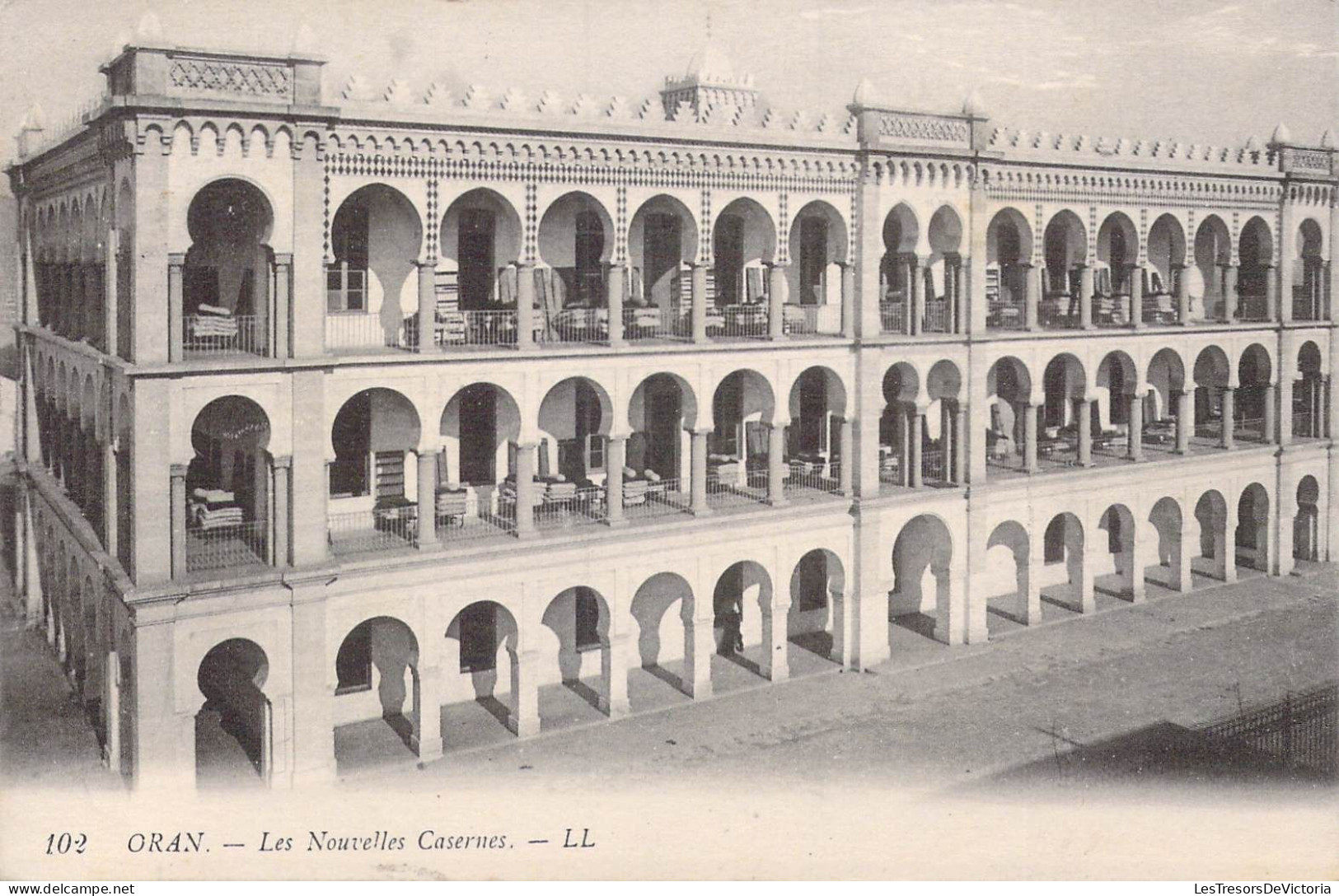 ALGERIE - Oran - Les Nouvelles Casernes - Carte Postale Ancienne - Oran