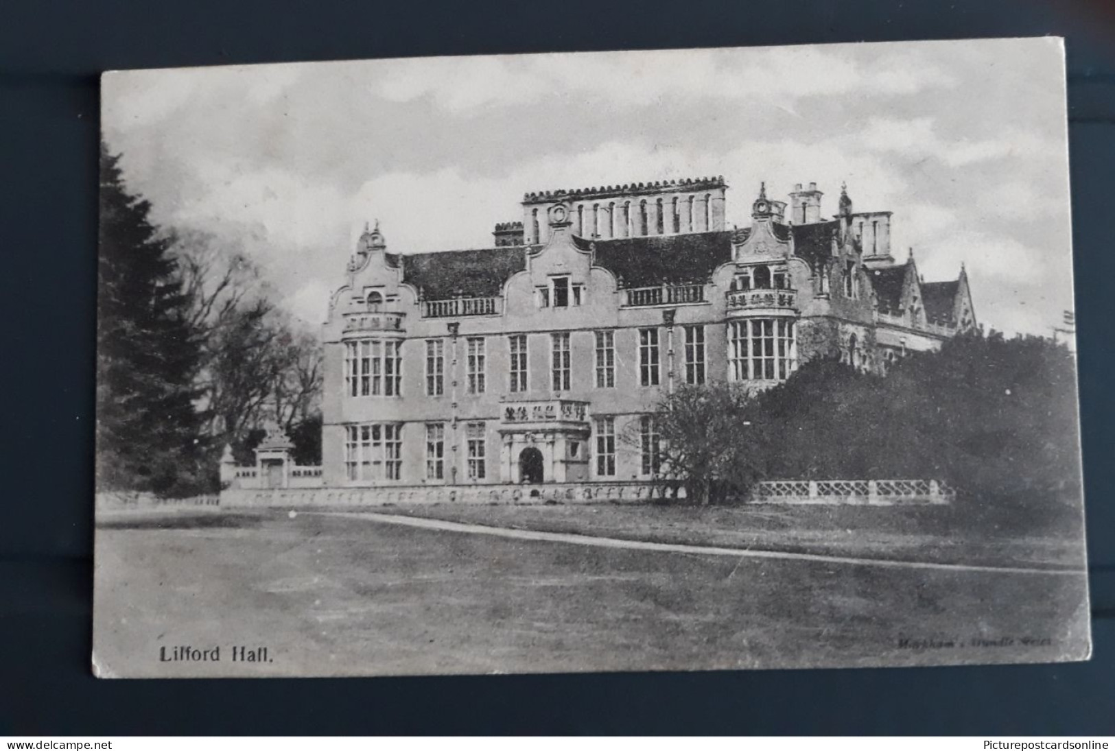 LILFORD HALL OLD B/W POSTCARD NORTHAMPTONSHIRE - Northamptonshire