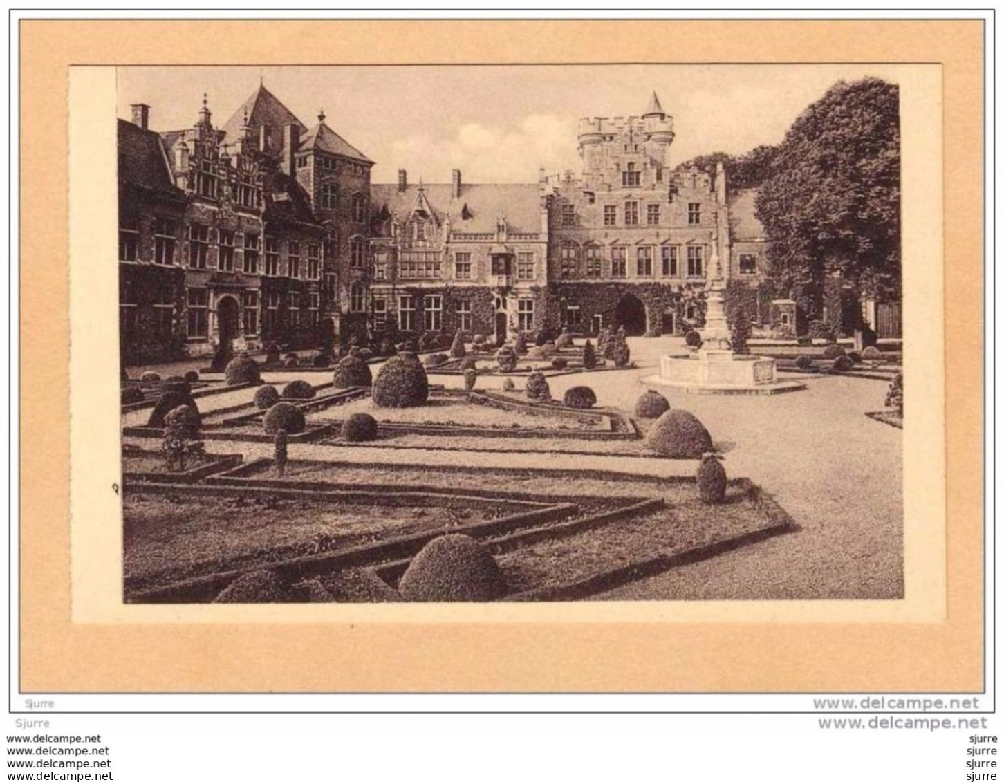 GAASBEEK  / Lennik - Kasteel - Château - GEZIEN VAN HET HOOFDPLEIN * - Lennik