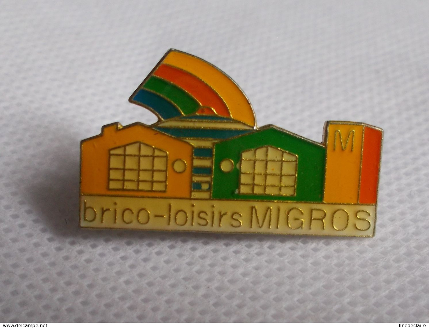 Pin's - Brico Loisirs, Migros - Boxe