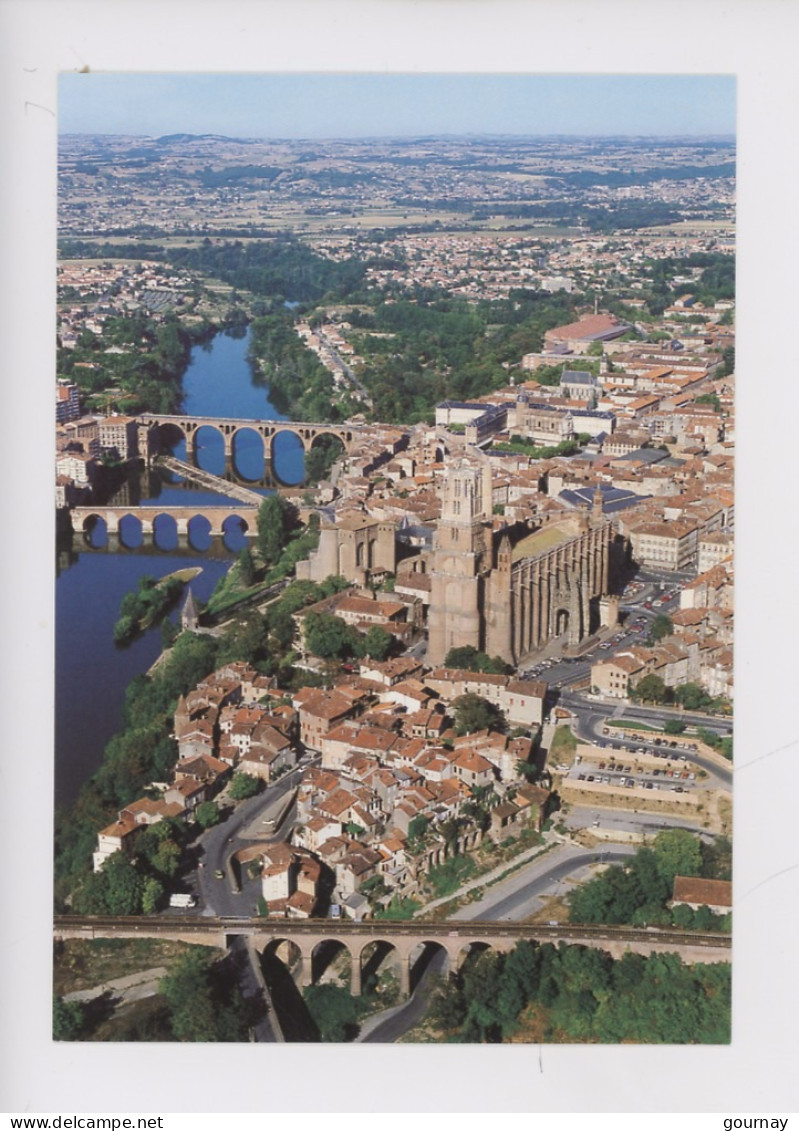 Albi - Vue Aérienne Sur La Basilique Sainte Cécile Et Le Vieil Albi -  Pont Sur Le Tarn (cp Vierge N°1208 Apa-poux - Albi