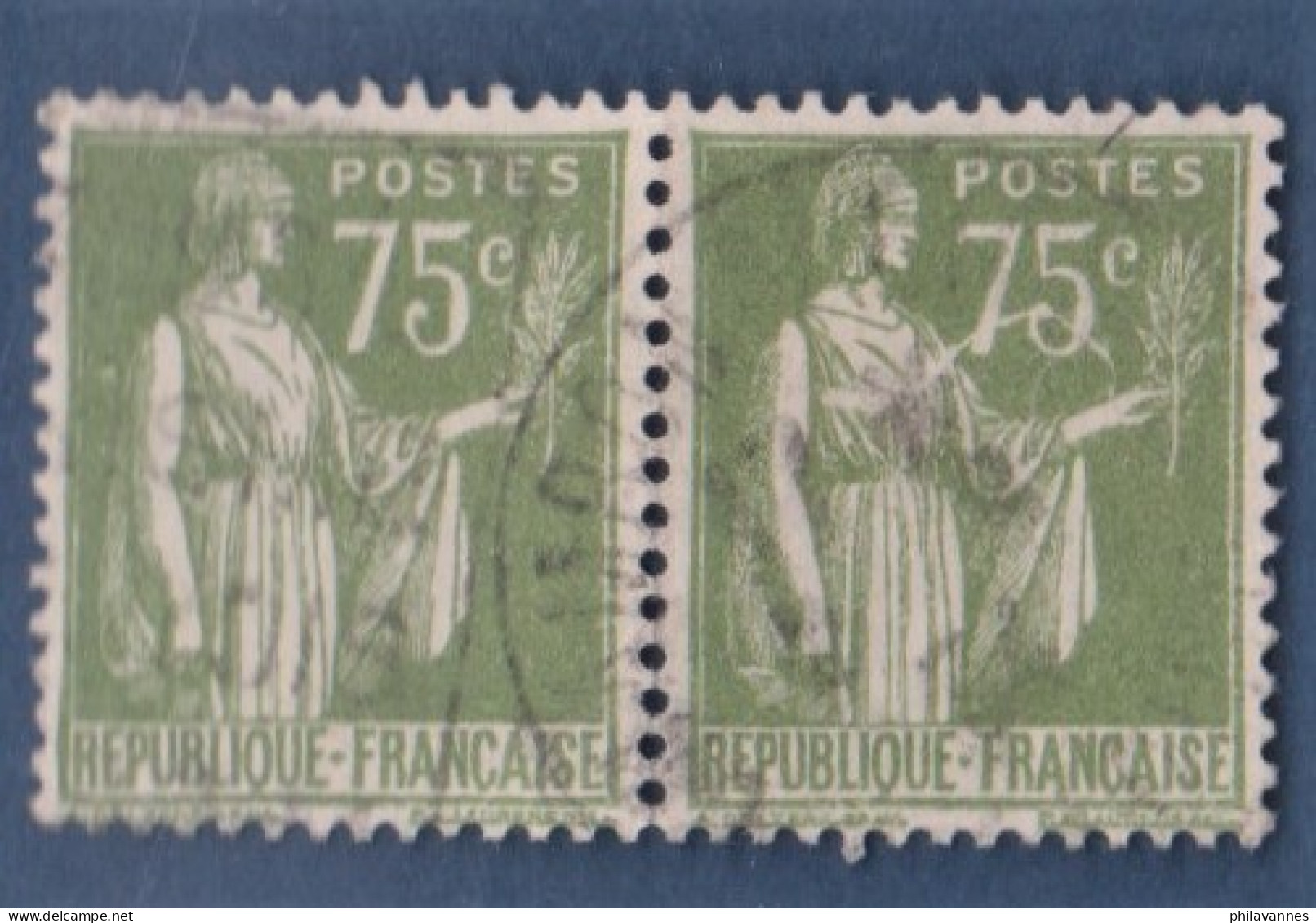 Paix, N°284A,petite Variété, Ligne Blanche Sur Potrine à Droite( V2308/5.8) - Oblitérés