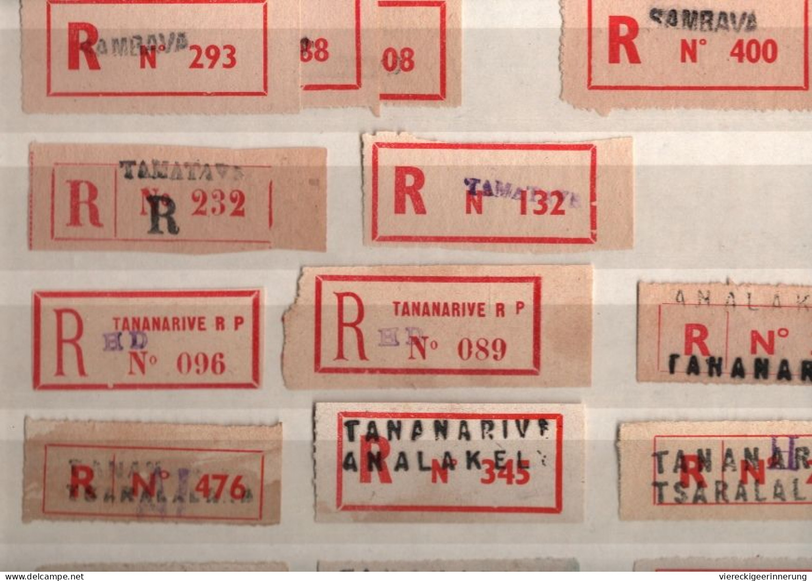 ! 1 Steckkarte Mit über 28 R-Zetteln Aus Madagaskar, Madagascar, Einschreibzettel, Reco Label - Madagaskar (1960-...)