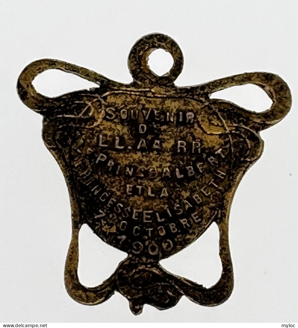Petite Médaille. Souvenir De LL.AA.RR. Le Prince Albert Et La Princesse Elisabeth 7 Octobre 1900. Art Nouveau. - Royaux / De Noblesse