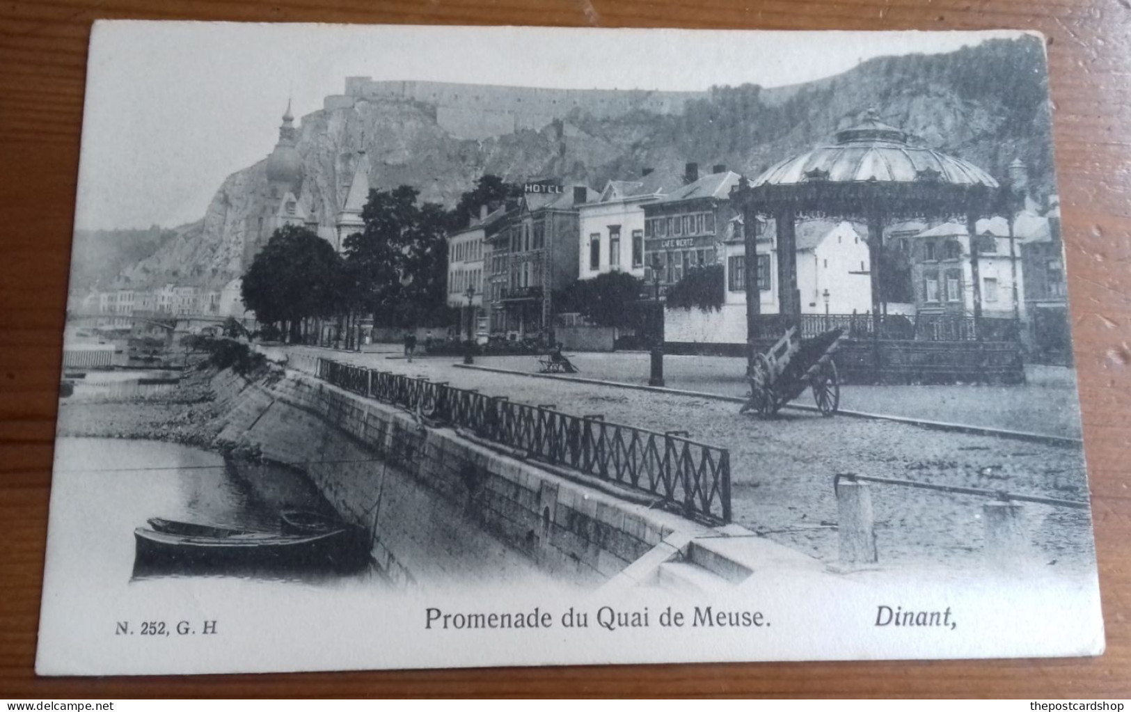 Dinant PROMENADE DU QUAI DE MEUSE UNDIVIDED BACK EARLY PC DINANT UNUSED & UNUSUAL N 252 G.H. - Dinant