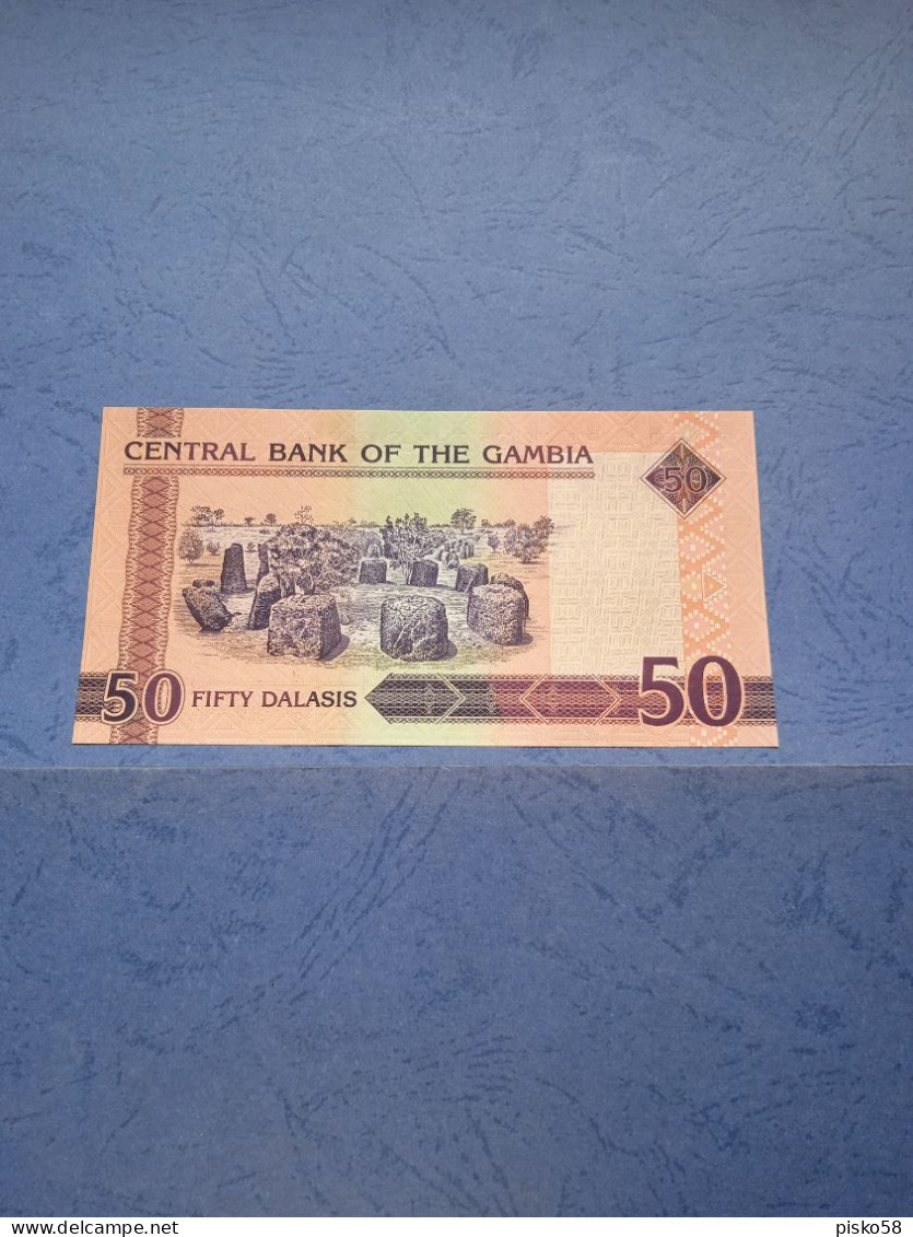 GAMBIA-P28b 50D 2006/2013 UNC - - Gambie