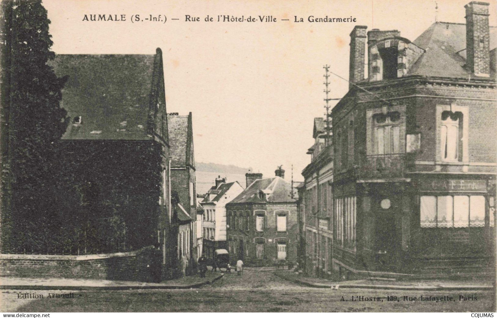 76 - AUMALE - S20887 - Rue De L'Hôtel De Ville - La Gendarmerie - Aumale